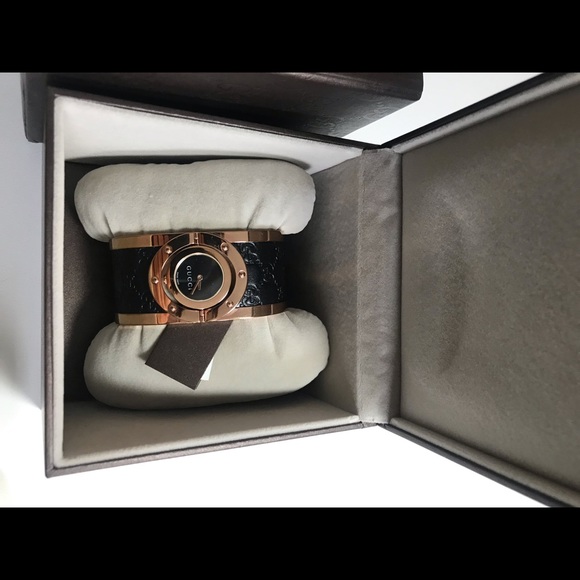 Gucci Twirl Watch Rose main image 8